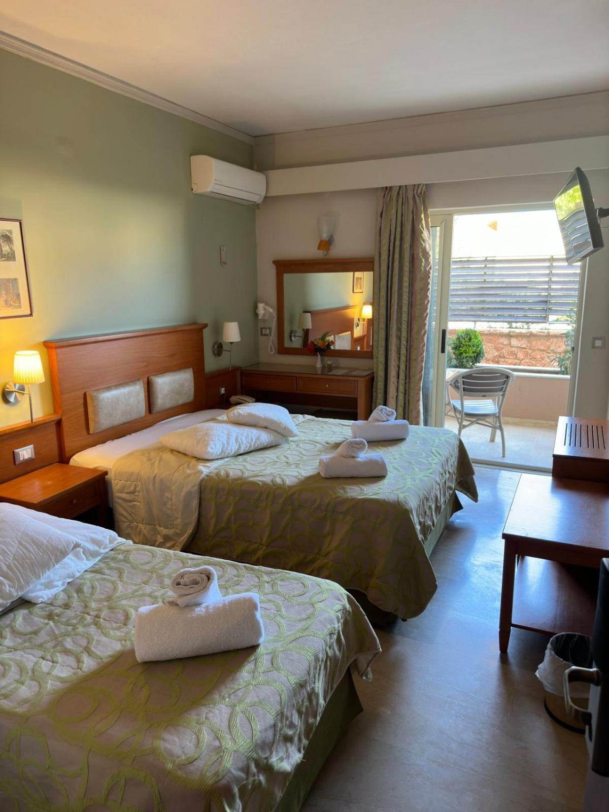 Paradise Lost Hotel-Apartments Толо Екстер'єр фото