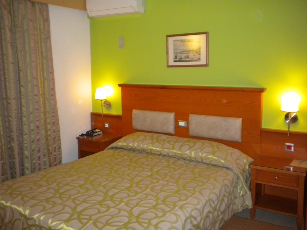 Paradise Lost Hotel-Apartments Толо Екстер'єр фото