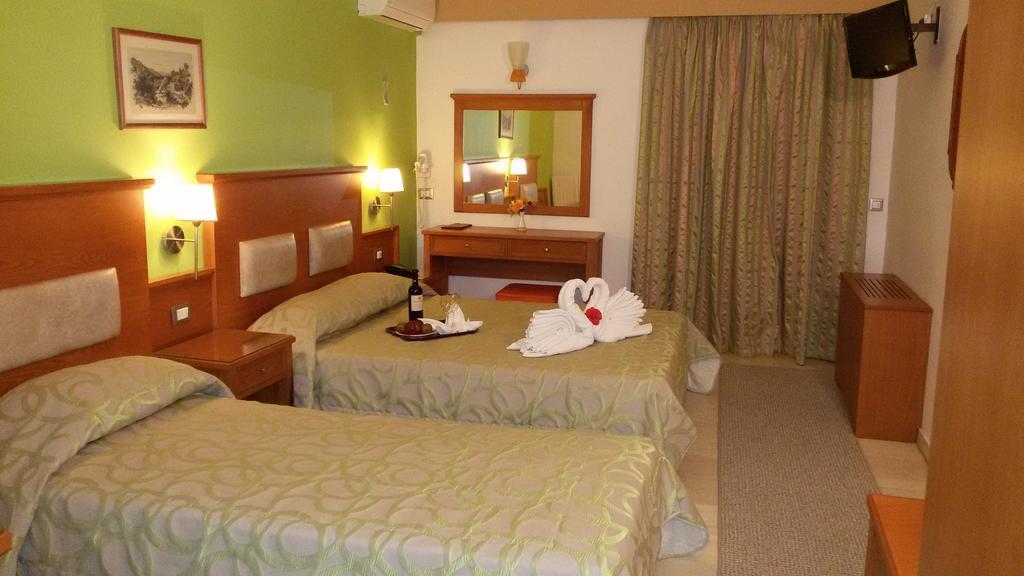 Paradise Lost Hotel-Apartments Толо Номер фото