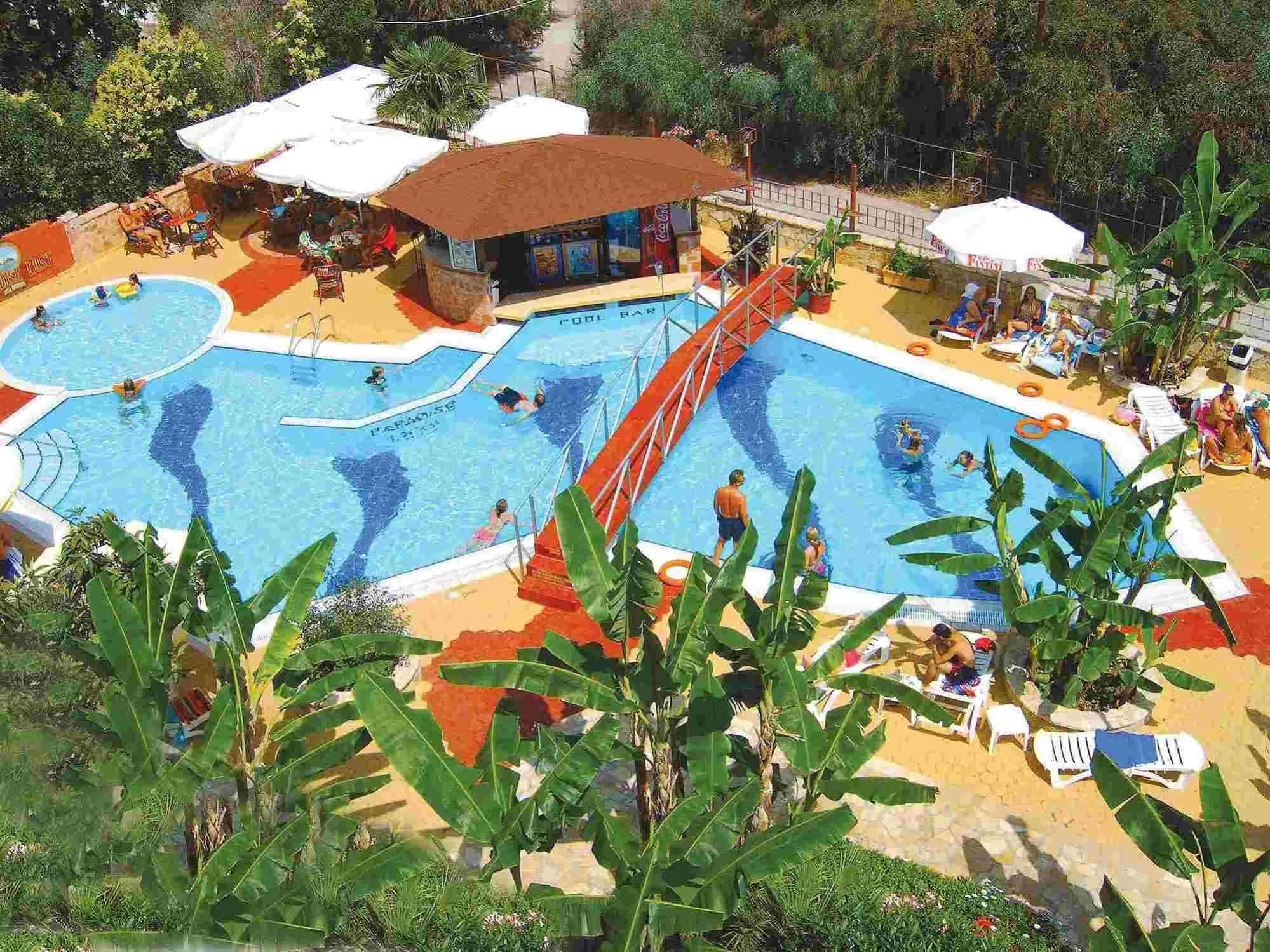 Paradise Lost Hotel-Apartments Толо Екстер'єр фото