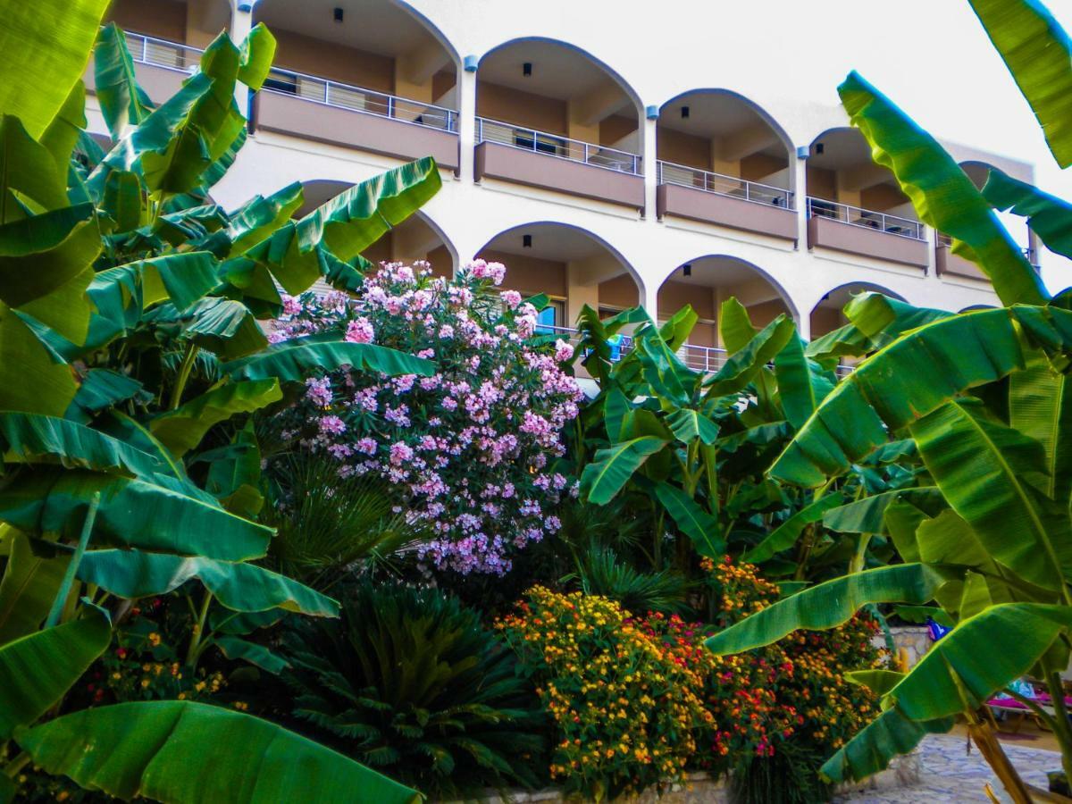 Paradise Lost Hotel-Apartments Толо Екстер'єр фото